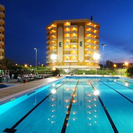 Grand Eurhotel Montesilvano Marina Exterior foto