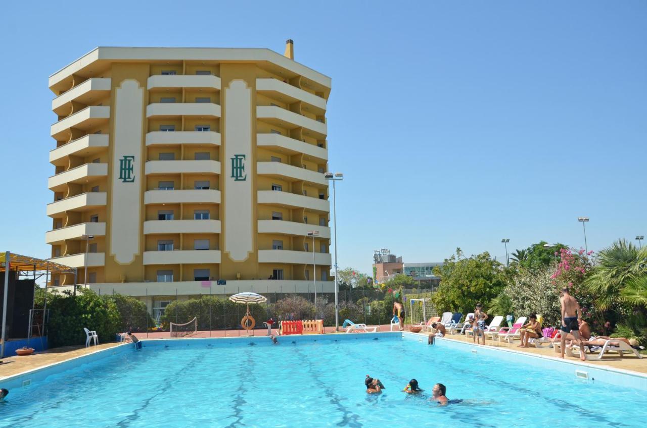 Grand Eurhotel Montesilvano Marina Exterior foto