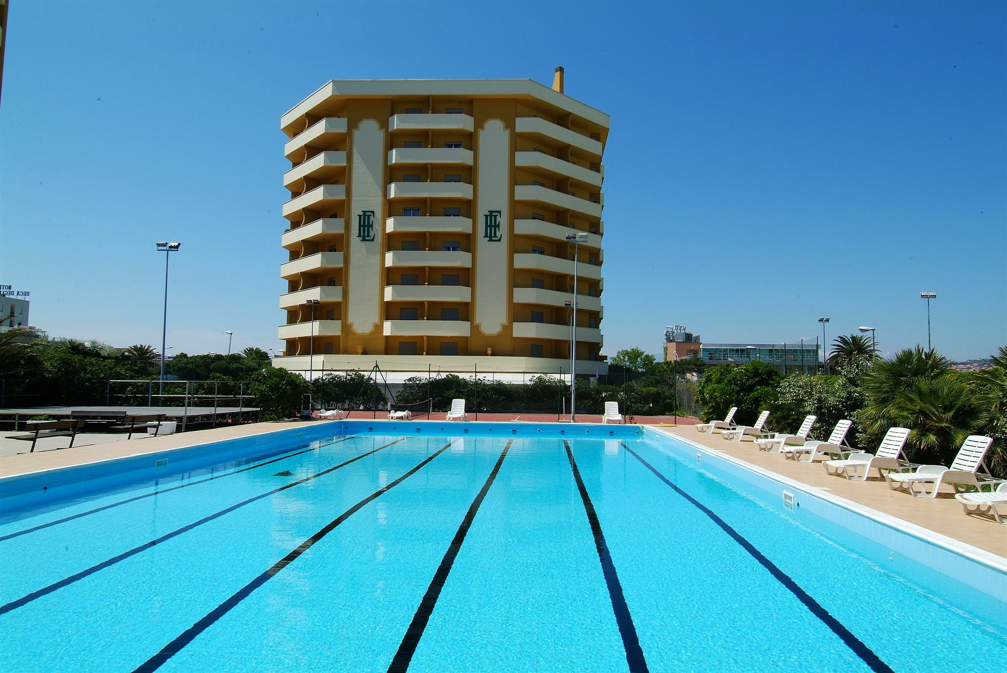 Grand Eurhotel Montesilvano Marina Exterior foto
